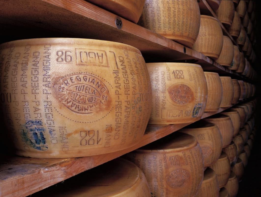 Parmigiano Reggiano foto di Anonimo