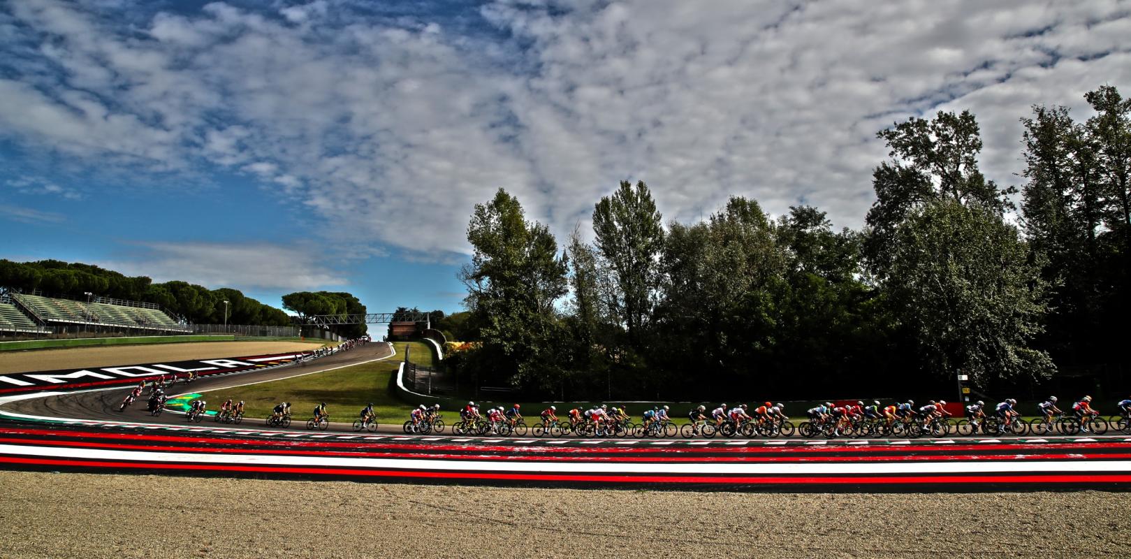 Ciclismo su strada 2020 foto di Anonimo